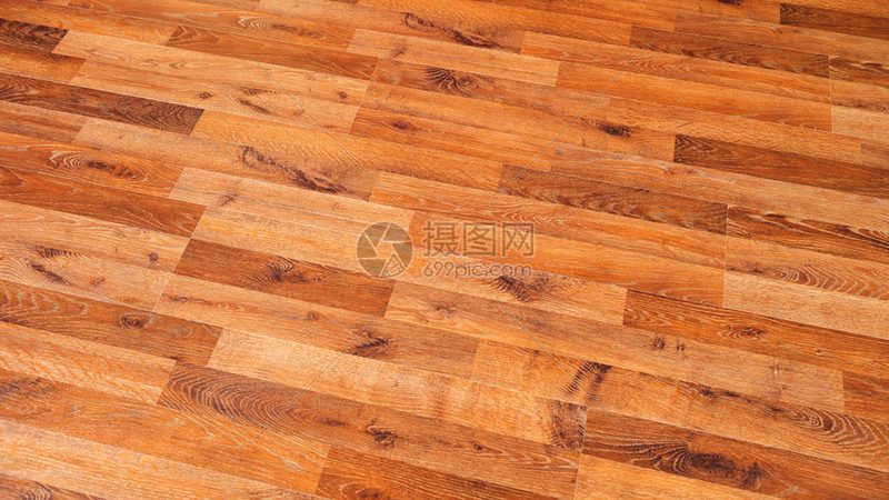 农村市场实木门选购：厂家直销的五大关键点