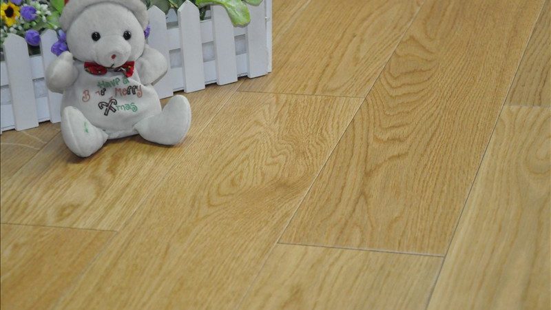 环保之辩：烤漆门与免漆门之争